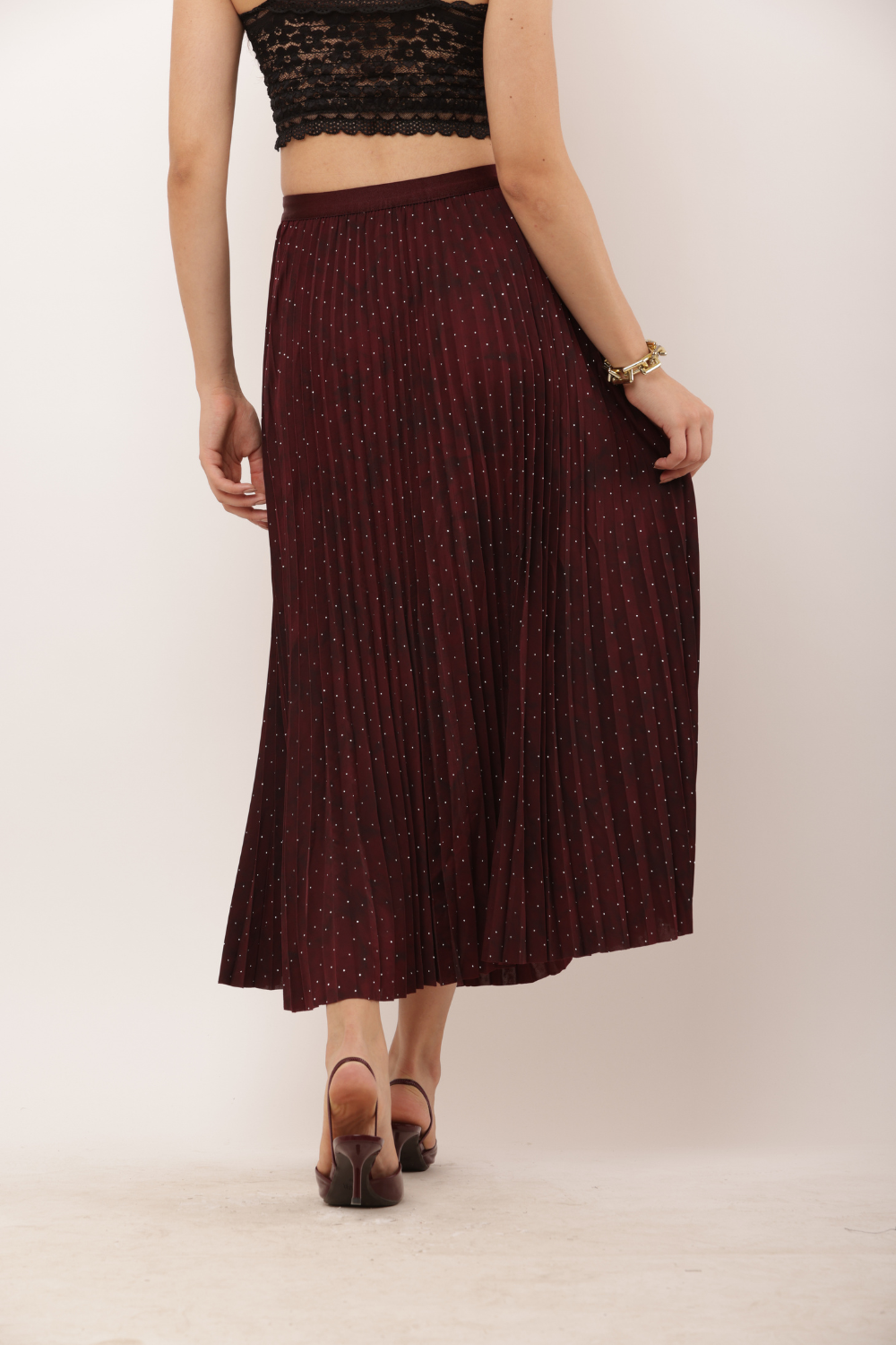 Pleated Midi Skirt with Glitter Detailing – Korean Fashion Style