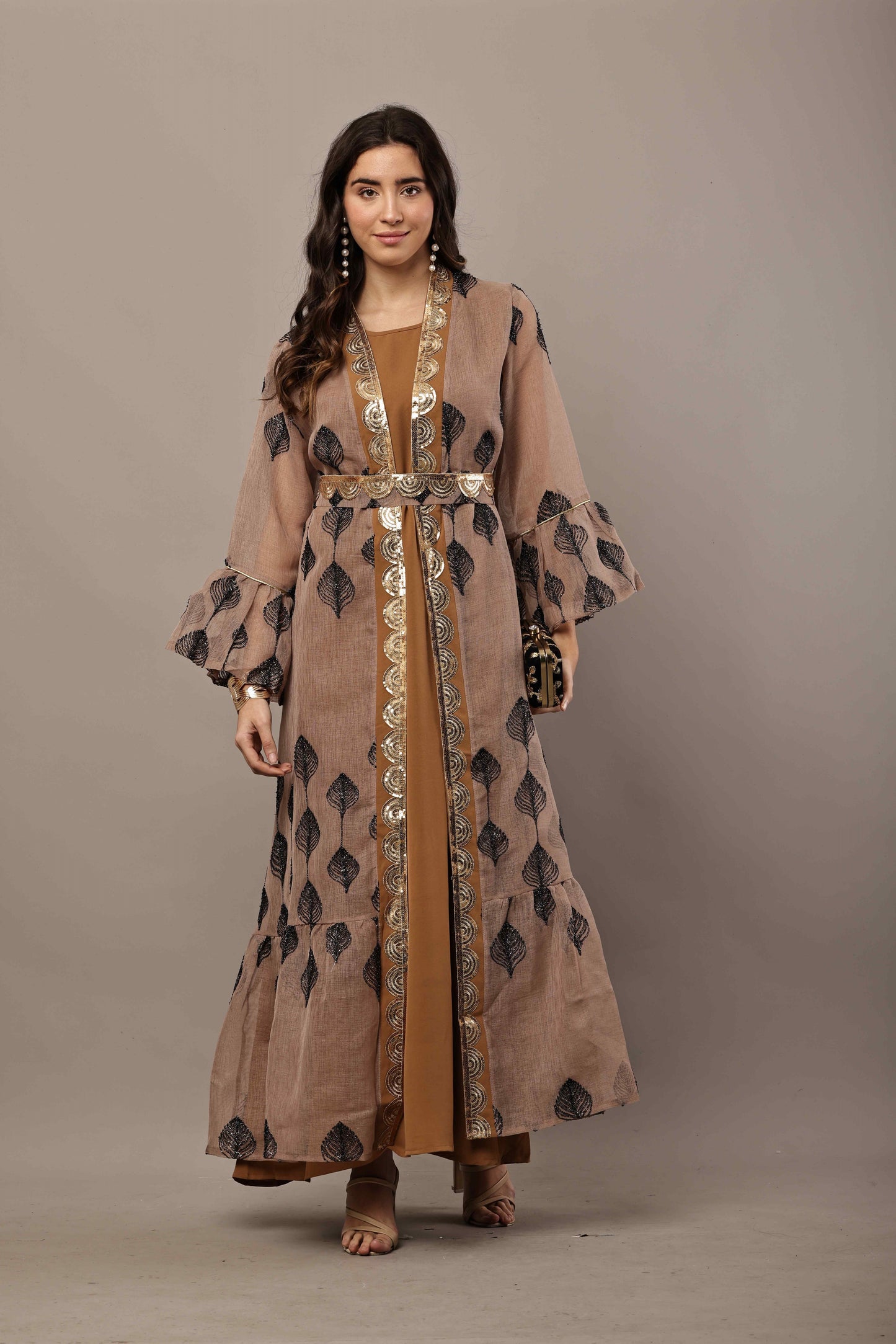 Desert Elegance Embroidered Open Abaya Set – Luxury Ramadan & Eid Outfit