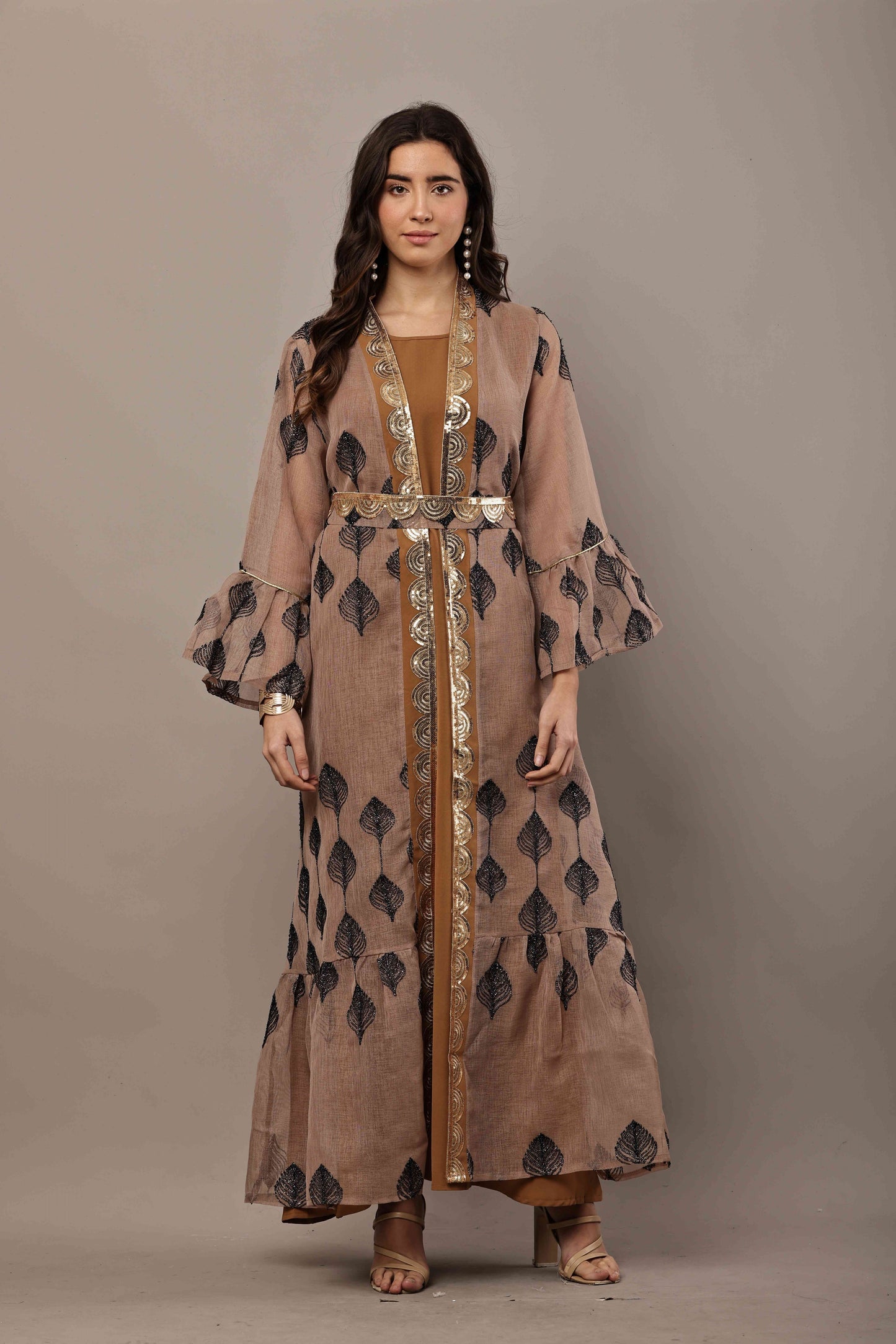 Desert Elegance Embroidered Open Abaya Set – Luxury Ramadan & Eid Outfit