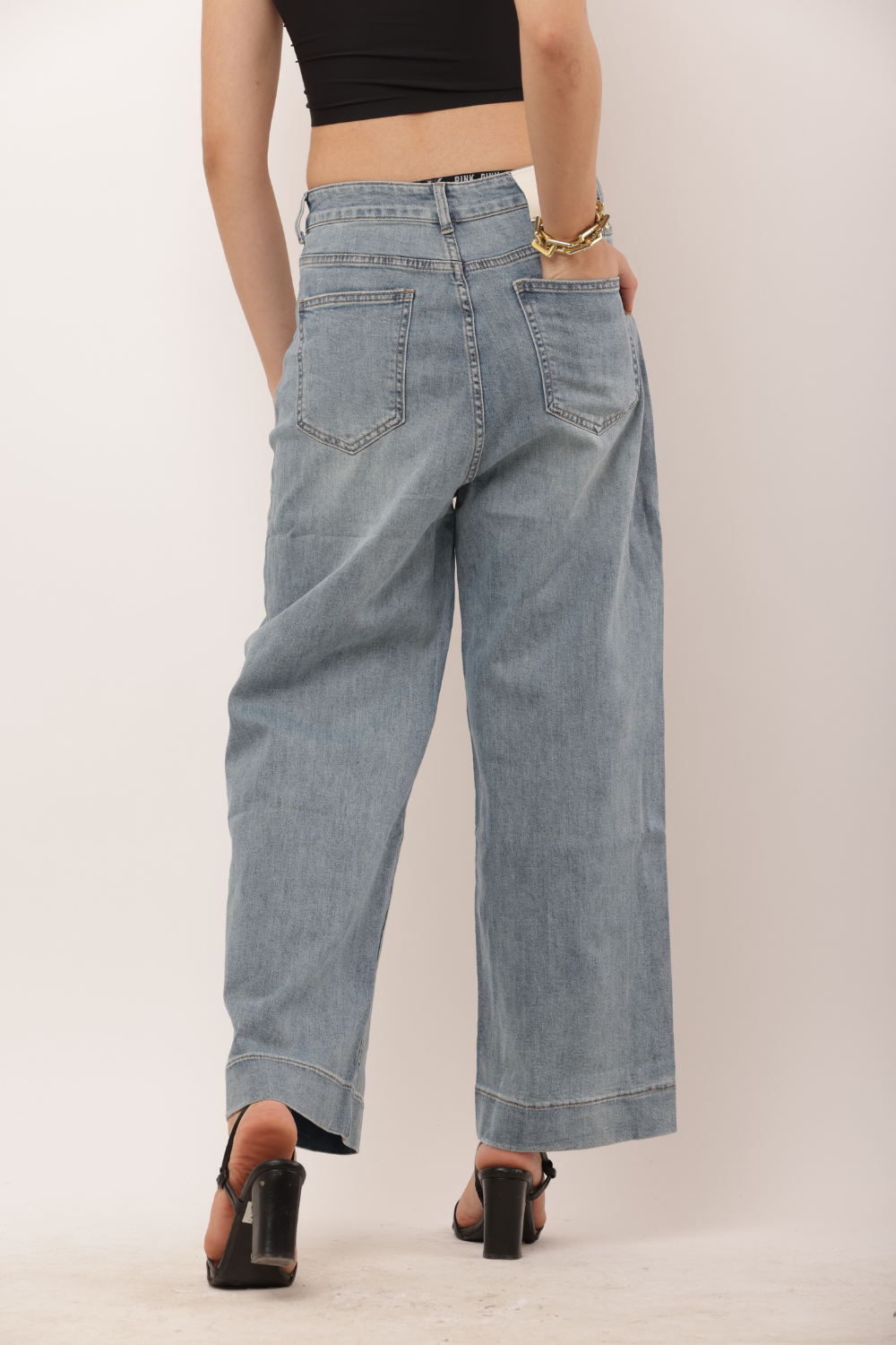 Wide-Leg Korean Denim Jeans with Utility Pocket Detail