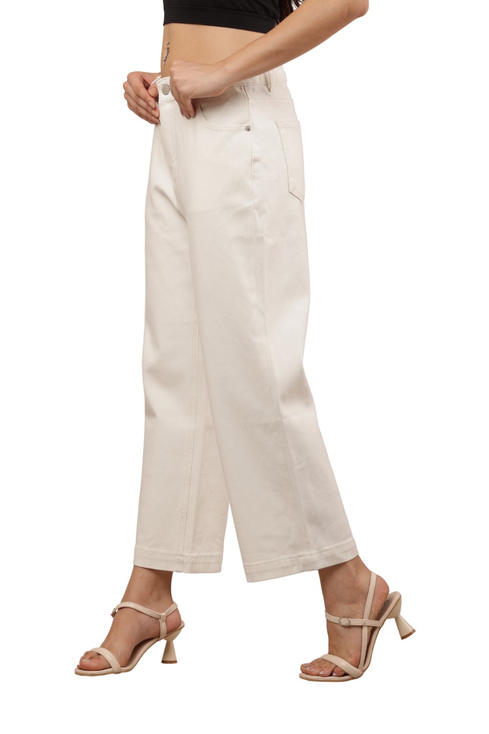 Women's Wide-Leg Off-White Denim Jeans – Korean Fashion Inspired