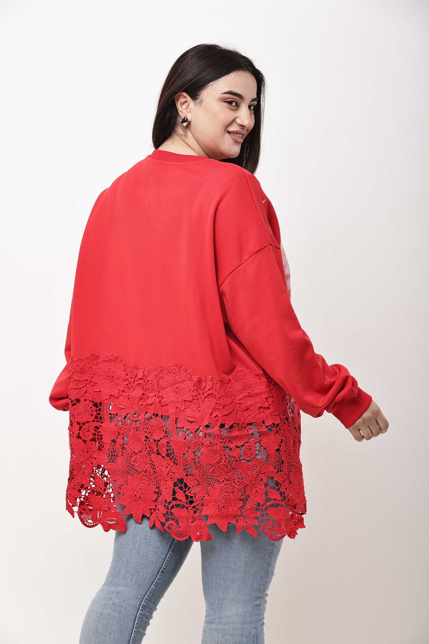 Korean Graphic Lace Hem Sweatshirt for Women | Oversized Winter Fashion Top