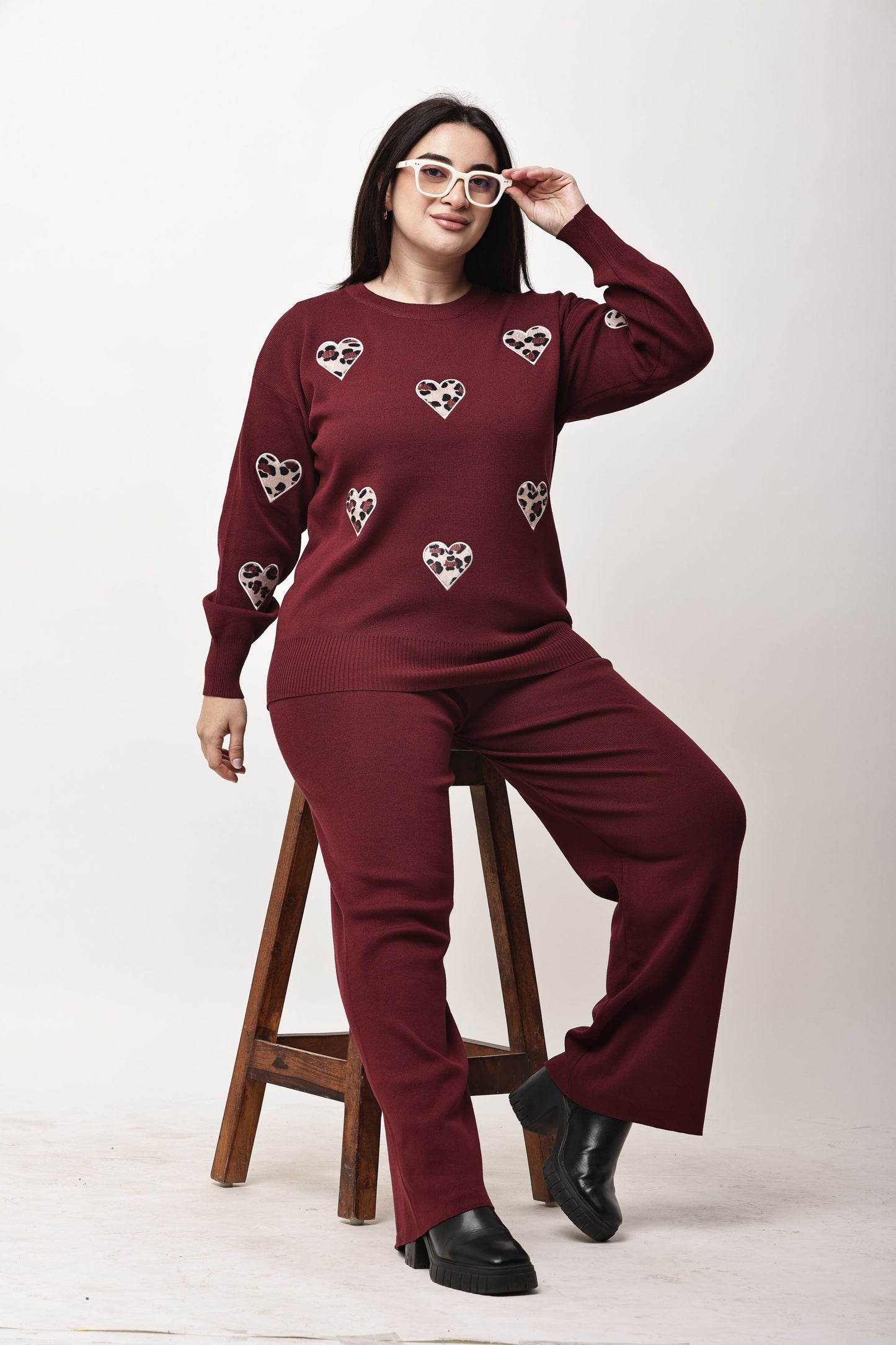 Korean Style Heart Appliqué Knit Co-Ord Set for Women | Winter Sweatshirt & Wide Leg Pants