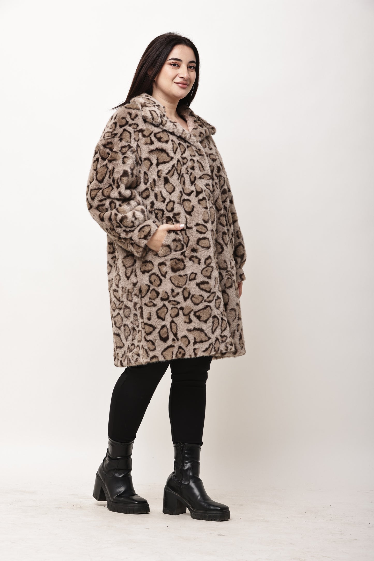 Korean Faux Fur Leopard Print Long Coat for Women | Winter Statement Wear