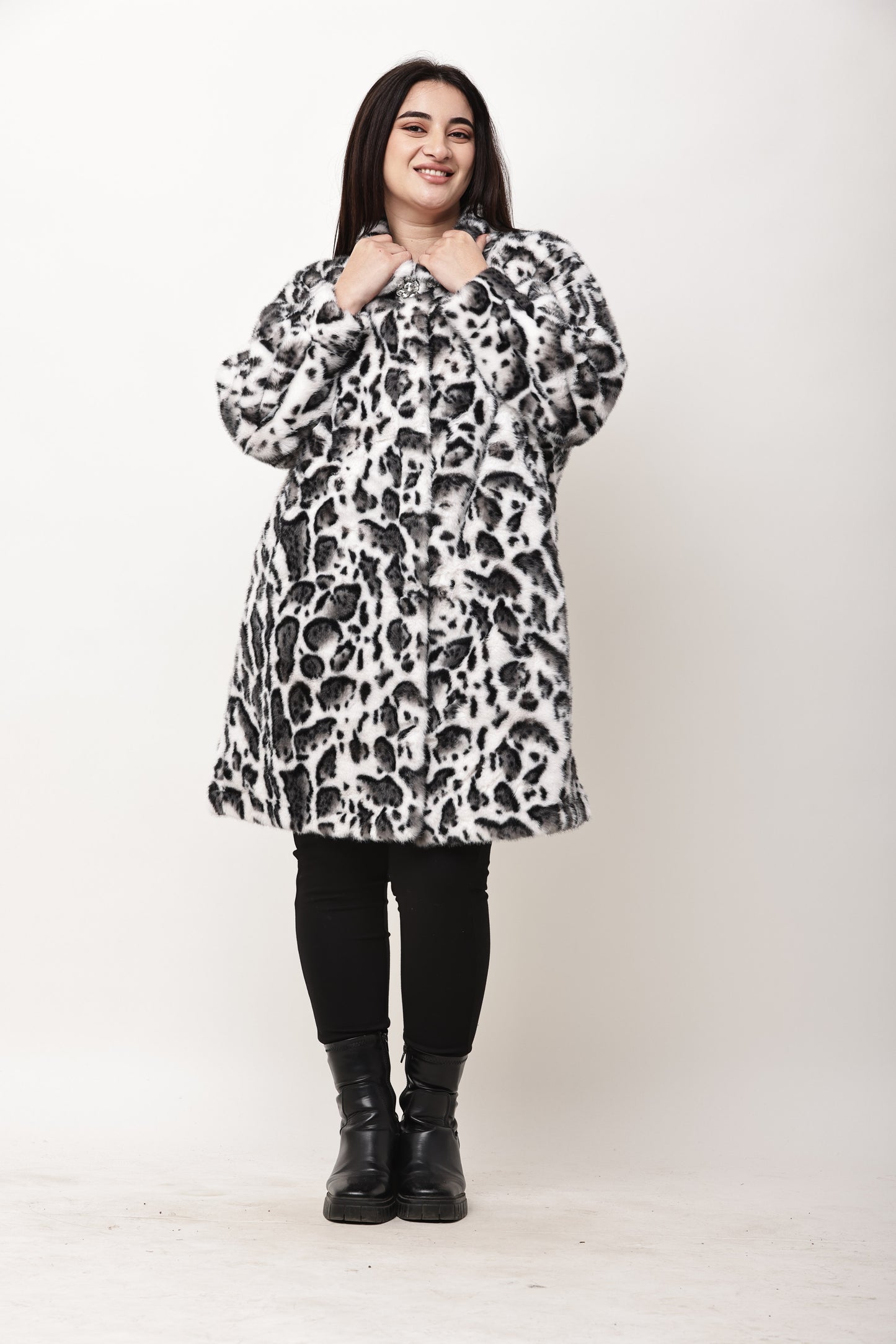 Korean Faux Fur Leopard Print Long Coat for Women | Winter Statement Wear